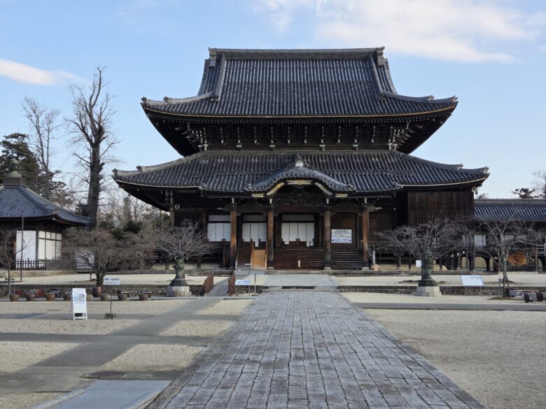 専修寺の如来堂