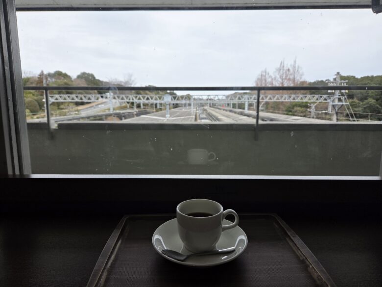 賢島駅２階のカフェ