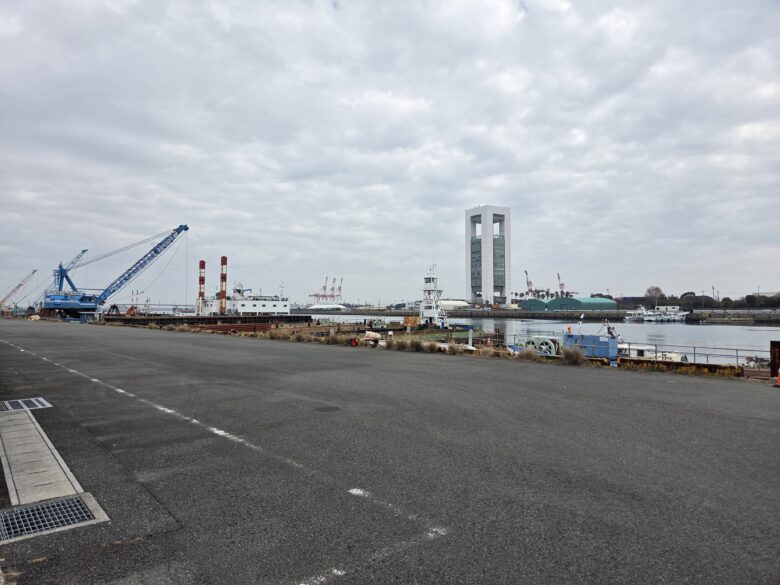 四日市港ポートビル