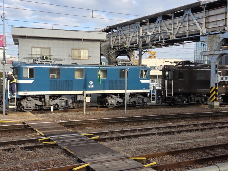 撮り鉄さんが撮影していた電車