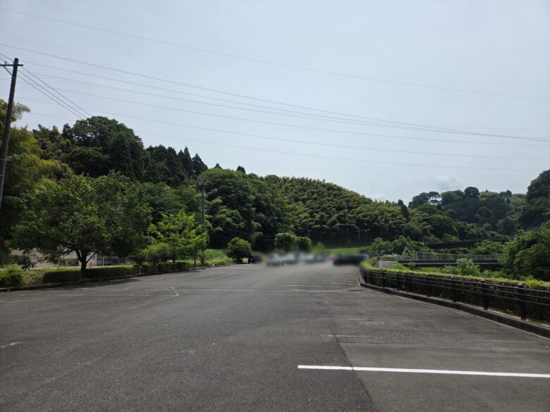 内川スポーツ広場の駐車場