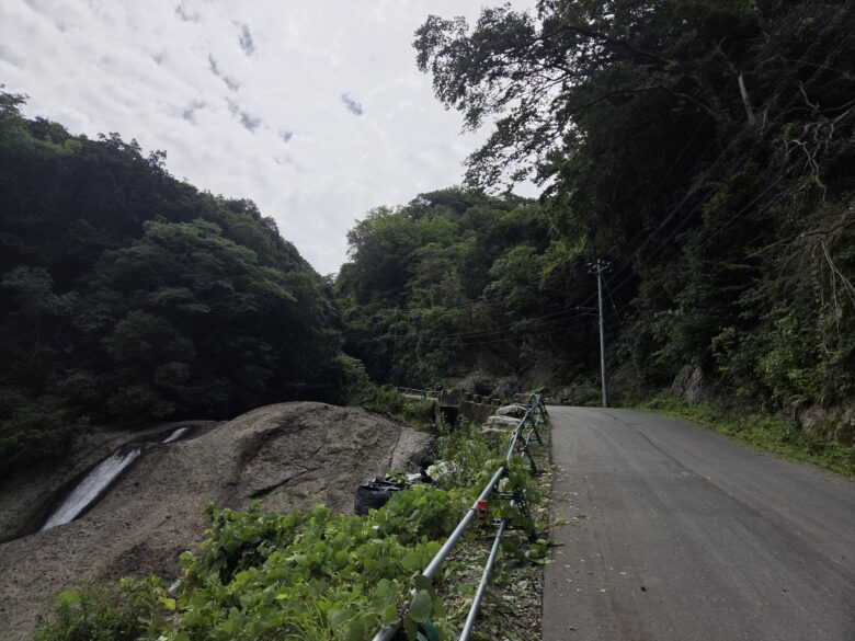 男女滝の輪島浦上線