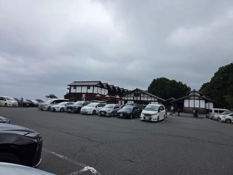 舟屋の里公園の駐車場